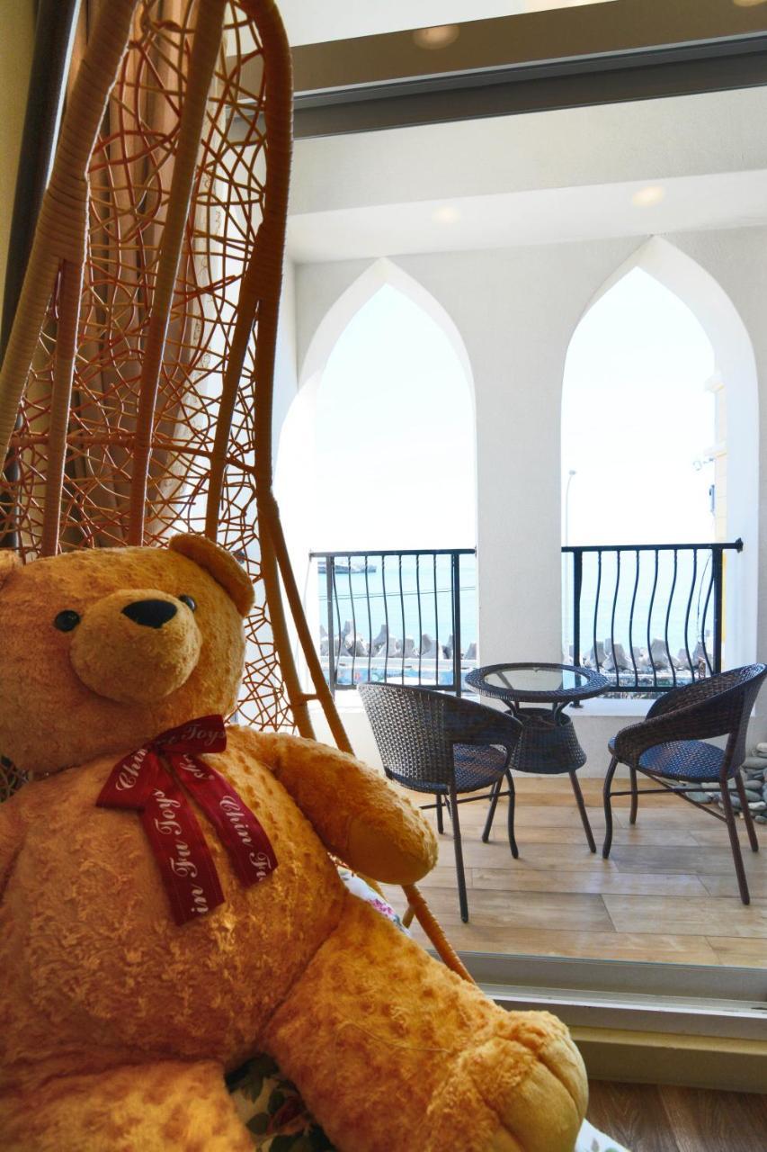 Taitung Sea Level Bed & Breakfast ภายนอก รูปภาพ