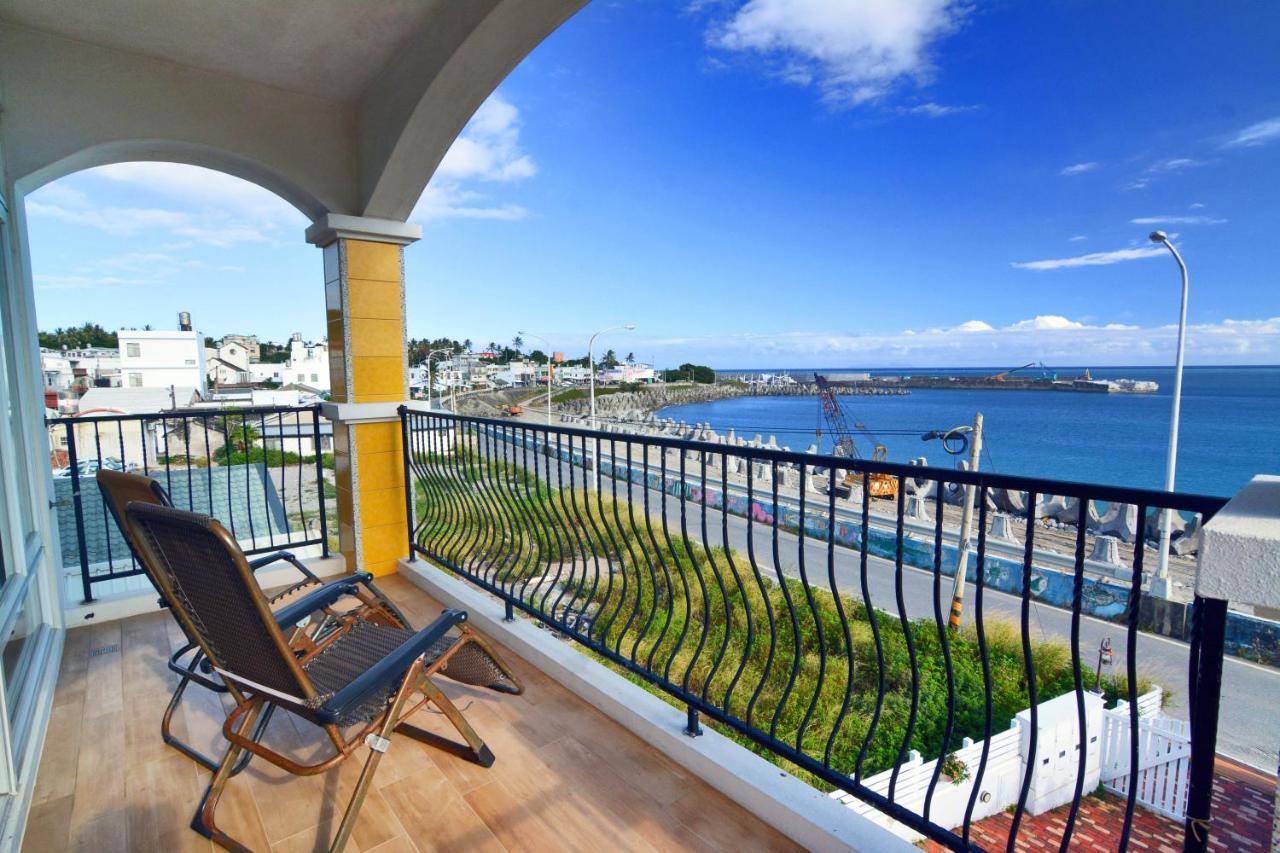 Taitung Sea Level Bed & Breakfast ภายนอก รูปภาพ