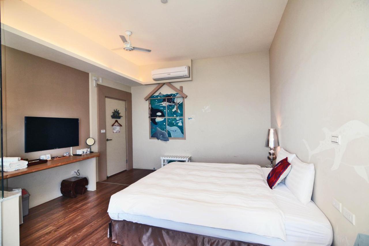 Taitung Sea Level Bed & Breakfast ภายนอก รูปภาพ
